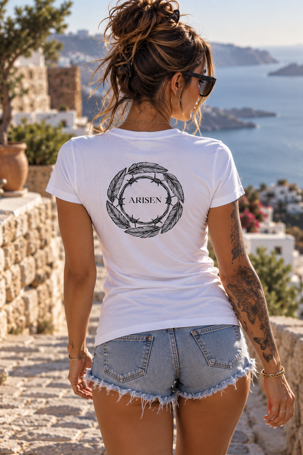 Unisex T-Shirt "Arisen."