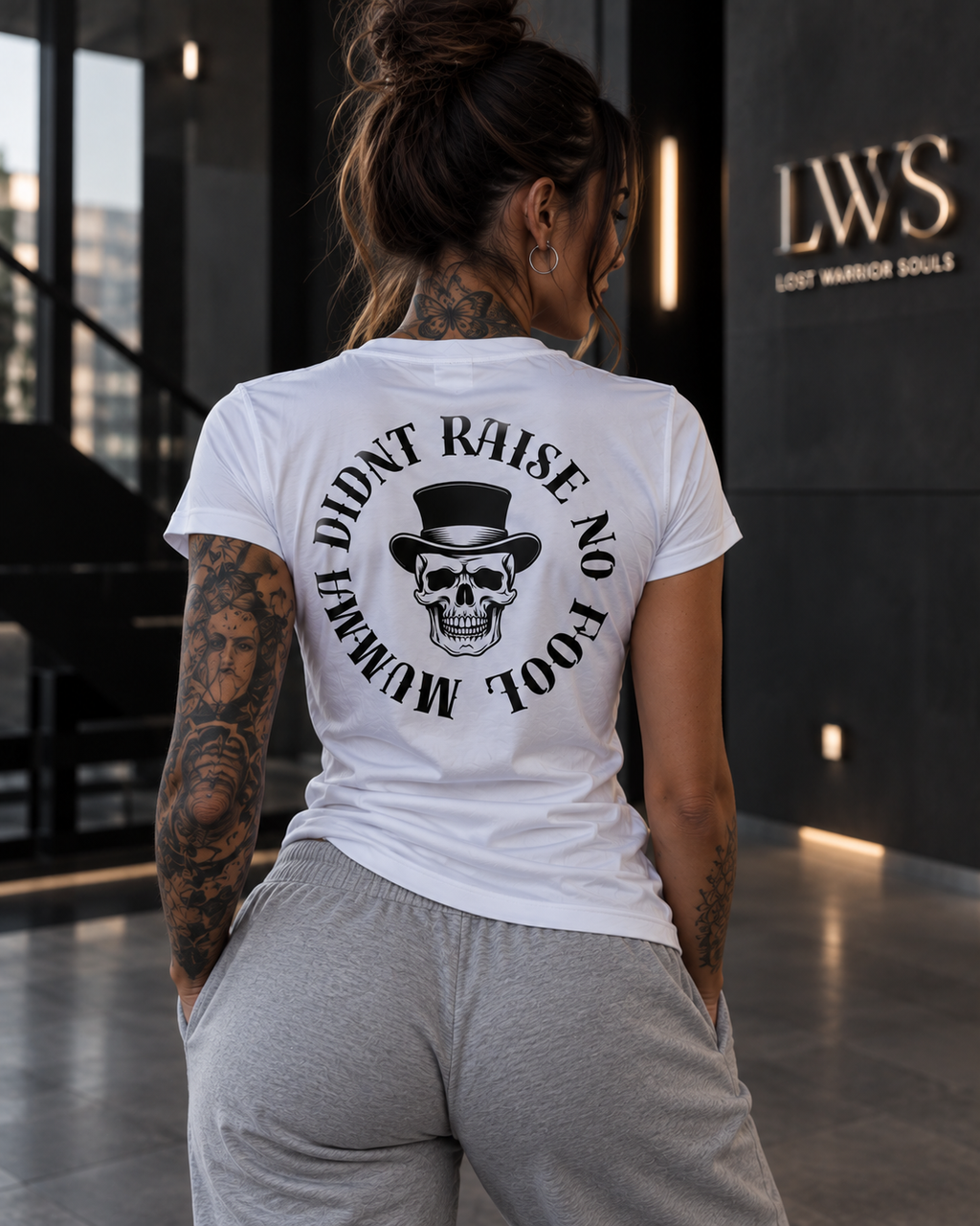 Unisex T-shirt "Mumma didn't raise no fool."