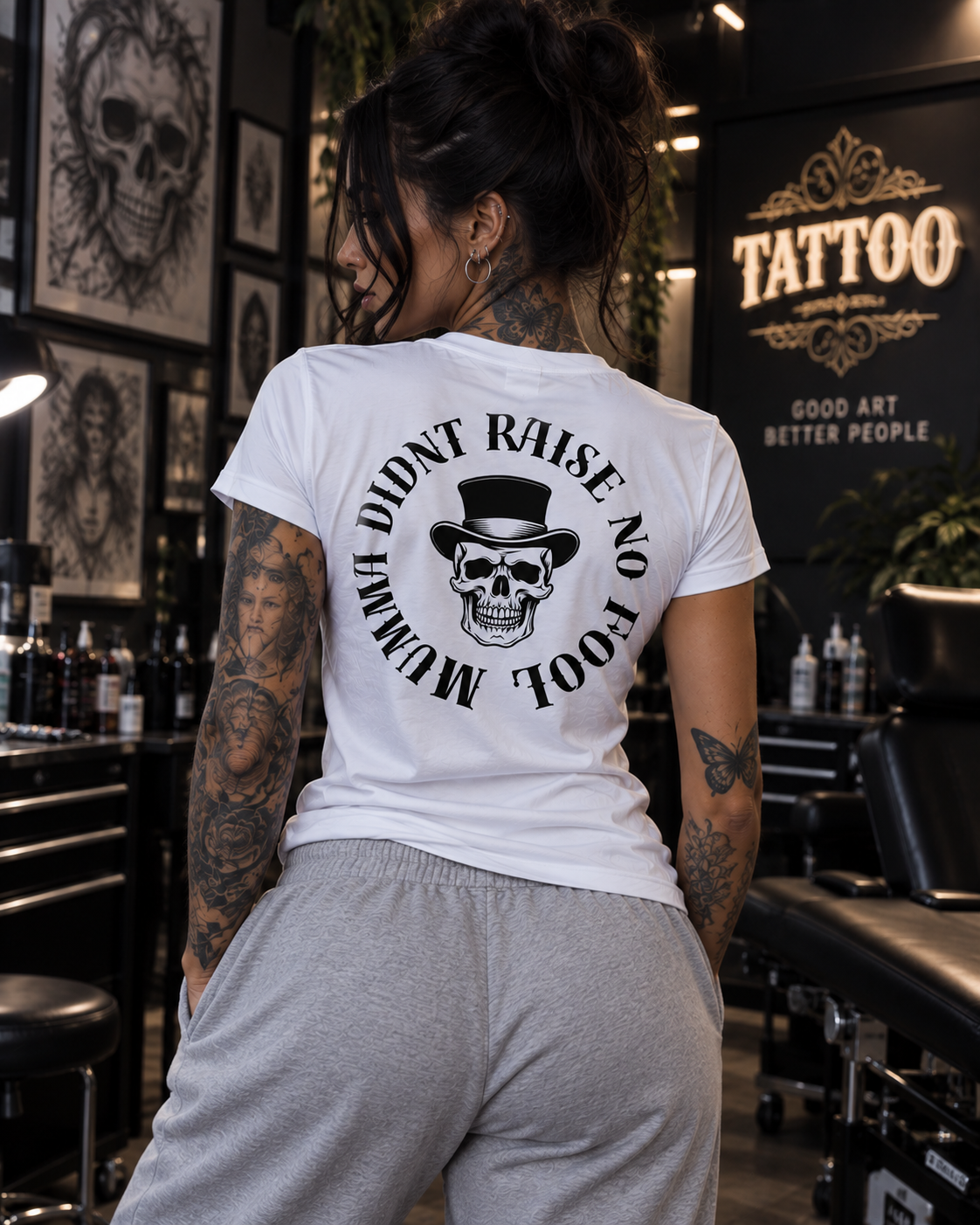 Unisex T-shirt "Mumma didn't raise no fool."